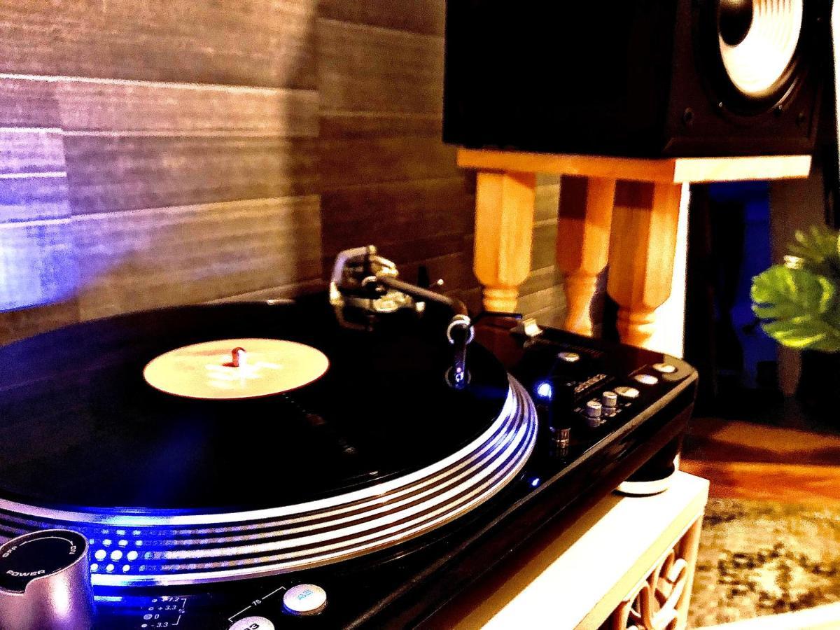 Vinyl'S Place Braşov Buitenkant foto
